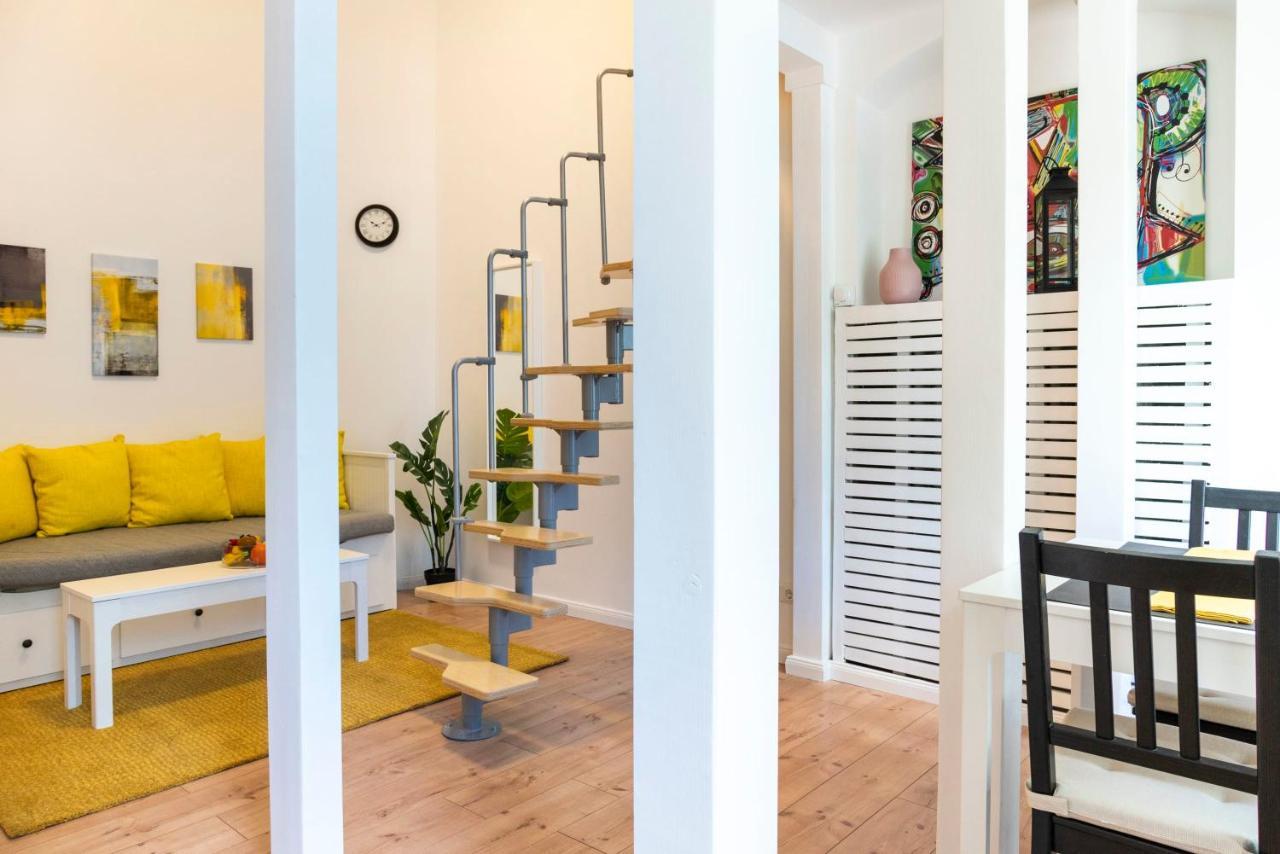Spacious Loft Style Apartment In Berlin Willmersdorf Luaran gambar